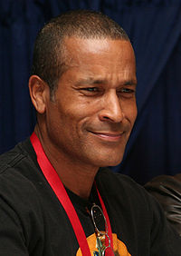 Phil Morris actor