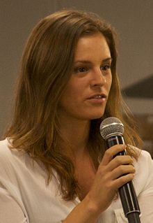 Jordan Hayes actress