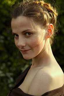 Loo Brealey