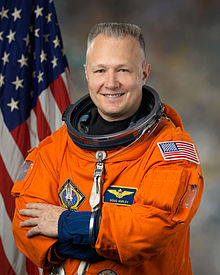 Douglas G Hurley